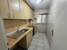 Engin Erdem'den Merter Mete Sokakta 2+1 Kiralık Giriş Kat Daire