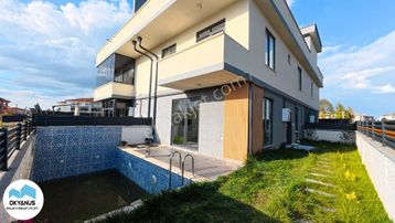 !!! Karasu'da Satılık Özel Havuzlu Lüks Fırsat Villa !!!