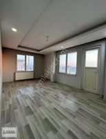 Bahçelievler Mah Petrol Okulu Civarı Site İçi Kiralık 2+1 Teras