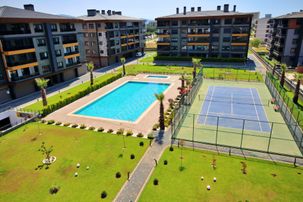 Uytundan Ören'de Havuzlu Ve Tenis Kortlu Sitede 1+1 Akıllı Daire