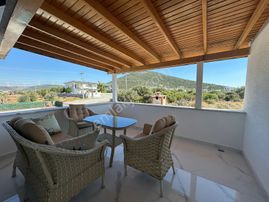 Didim Yeşiltepede 4+1 Eşyalı Geniş Villa