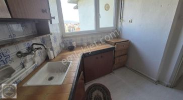 Cevat Paşa Eski Salı Pazarı Satılık 2+1 Daire