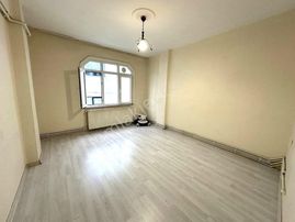 Seba'dan Tevfikbey Mh Arsa Tapulu Satılık 1+1 75m2 Arakat Daire.