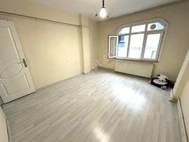 Seba'dan Tevfikbey Mh Arsa Tapulu Satılık 1+1 75m2 Arakat Daire.