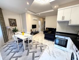 Alanya Hacet'te 1+1 Full Lüks Eşyalı Aktiviteli Satılık Daire