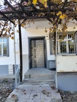 Karabük 5000evler Bahçelievler Mahallesinde Tadilatı Yapılı Doğalgaz Lı