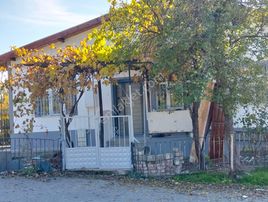 Karabük 5000evler Bahçelievler Mahallesinde Tadilatı Yapılı Doğalgaz Lı