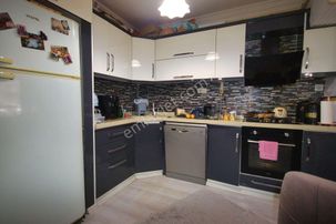 Aktif'ten Akçay'da Satılık Denize 100mt Kış Bahçeli Doğalgazlı Ön Cephe 1+1 Daire