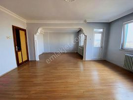 Zenith Real Estate'ten Kiralık Site İçersinde 2+1 Daire