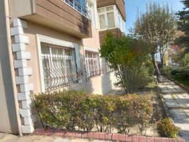 Safranbolu Aşağıtokatlı Mahallesinde Giriş Kat Eşyalı Geniş 2+1 Daire Kiralıktır