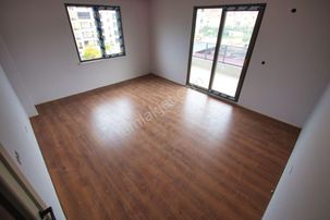 Aktiften Kadıköyde Satılık Ayrı Mutfaklı Ebeveyn Banyolu Sıfır Geniş 2+1daire