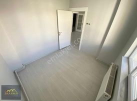 Akşemsettin Mah Yüksek Giriş Ön Cephe Yapılı Krediye Uygun 3+1