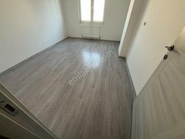 Çorum Cengiz Yapı-yavruturna Orta Okulu Civarı Satılık 3+1 Arakat Daire