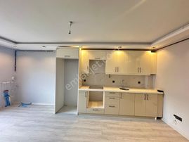 Silahtarağa'da Satılık Butik Site İçerisinde 1+1 Daire