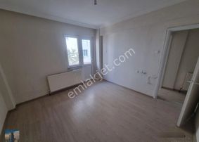 K00712 Ayhan Gezer Emlak'ta Sunullah Mh 2+1 Ara Kat Kiralık Daire