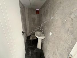 Çorum Cengiz Yapı-yavruturna Orta Okulu Civarı Satılık 3+1 Daire