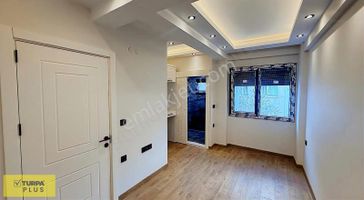 Bahçelievlere'de Yeni Bina'da Sıfır Ebeveyn Banyolu 3+1 Daire