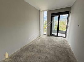 Alanya Oba Çarşamba'da Satılık 2+1 Ayrı Mutfak Daire