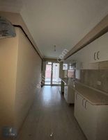 Akademi'den Çevre Yolu Yakını Balkonlu Çift Cephe 2+1