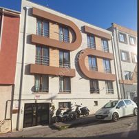 Century 21 Vizyon'dan Büyükdere Mah.de Eşyalı Kiralık 2+0 Daire