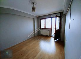 Vatan Mah.deniz Manzaralı,asansörlü,yeni Binada 3+1