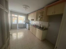 Ra Gayrimenkul Anıt Mh.kiralık Ferah 4+1 Daire