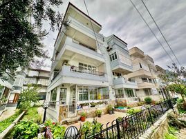 ꧁ay Emlaktan꧂akçay Merkezde Muhteşem Konumlu Öncephe Arakat Ayrı Mutfak Satılık 2+1 Masrafsız Daire