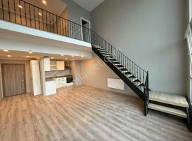 Bahçeşehir İskanlı Rezidans Özel Dizayn Dublex Loft 1+1 Daire