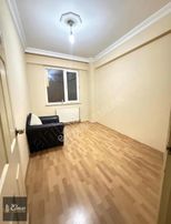 Elmastan Kiralık Üniversite Dibi 2+0 Abonelikleri Açık Daire