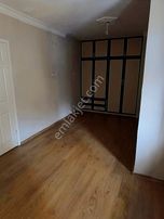 Uncubozköy Mahallesinde 2+1 Kapalı Mutfaklı Ara Kat Fırsatı