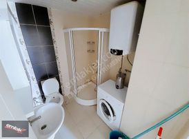 Emlak Z 'den 乂 Üniversite Cad. 乂 Ful Eşyalı 乂site İçi 乂 1+0