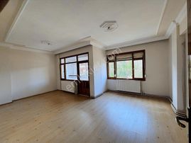 Çınarlı Caddesi Üzerinde Kiralık 3+1 Jeotermalli Daire