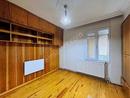 Çınarlı Caddesi Üzerinde Kiralık 3+1 Jeotermalli Daire