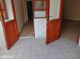 Konyaaltıı Sahiline 400 M Mesafede Ayrı Mutfaklı 1+1