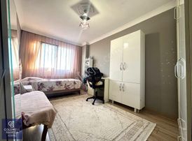 Edremit Kadıköy'de, Cadde Üstünde, Ön Cephe, Geniş 3+1 Daire