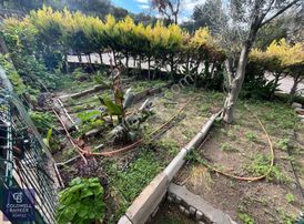 Berlin Sitesinde Deniz Manzaralı 4+1 Tripleks Köşe Villa