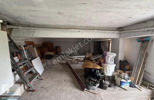 Yenifoça Burunucu'nda Denize Çok Yakın Konumda3+1 Villa