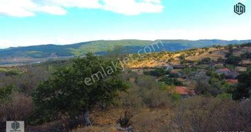 Söğütlü Köyünde İmarlı 406 M2 Ve 899 M2 Satılık Arsa Ve Tarla