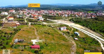 Ayvacık Hamdibey Mahallesinde Satılık 409 M2 %35 İmarlı Arsa