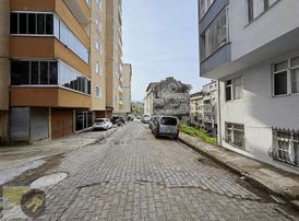 *of Gayrimenkul* İçi Özel Yapılmış 1.kat 3+1 145m2 Satılık Daire