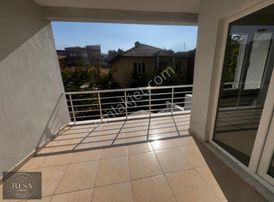 Resa Gayrimenkul'den Çarşı Merkezde Eşyalı Kiralık Daire