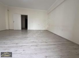 Onay Emlak' Tan Kiralık 2+1 Ara Kat Sıfır Ayarında