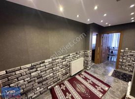 Üniversite Mah. Araç Takasına Uygun Satılık 1+1 Eşyalı Daire