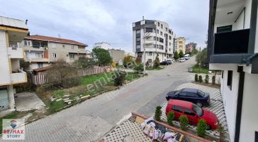 Çayırova Akse Mah. 2+1 Ara Kat Daire