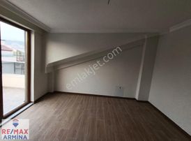 Yahyakaptan,nın En Gözde Noktasında 2+1 Kiralık Dubleks Daire