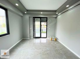 Kasım Fırsatı!! Havuzlu Sitede Temiz 1+1 Daire