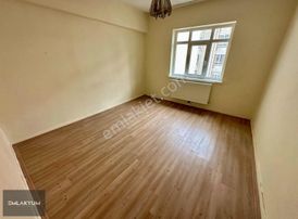 Emlakyumdan Yeni Kaman Durak Arkası Arakat Batı Cephe Satılık3+1