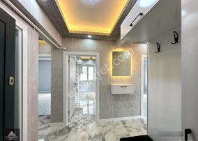 Uzman Emlak Ofisinden Tepebaşı Mh.de Orta Katta Ebeveyn Banyolu Full Yapılı 3+1 Daire