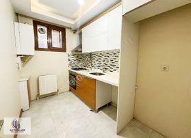 Yenibosna Mevlana Cami Yakını Satılık 2+1 Bahçe Kat Daire