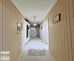 Selahaddin Eyyubi Mahallesi'nde 2+1 Balkonlu Satılık Arakat